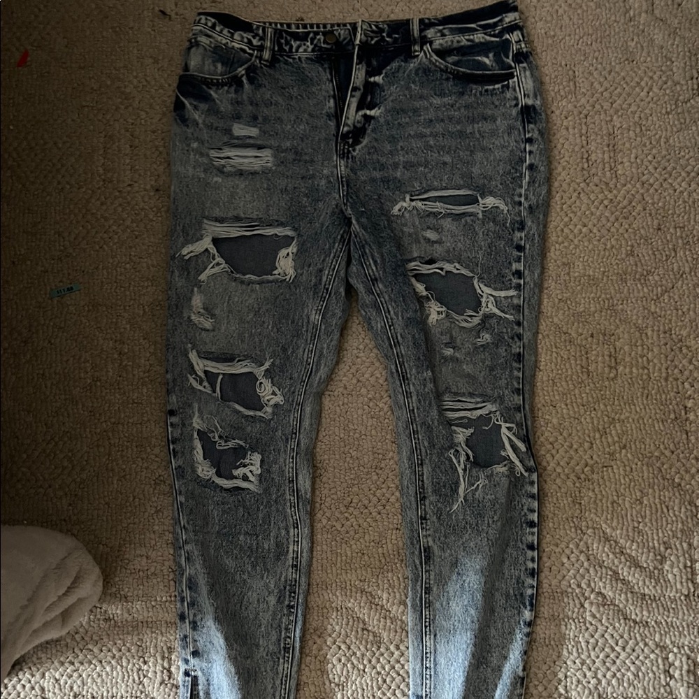 Fashion Nova medium wash destressed jeans